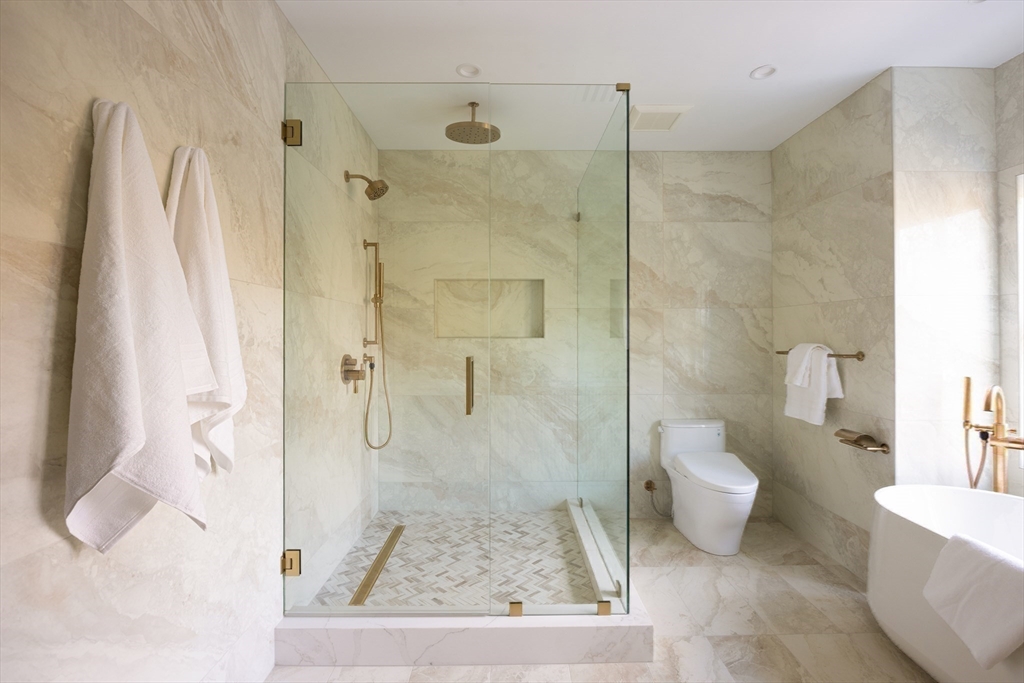 25 Aston Road Brookline, MA 02467 - Photo 22 of 39