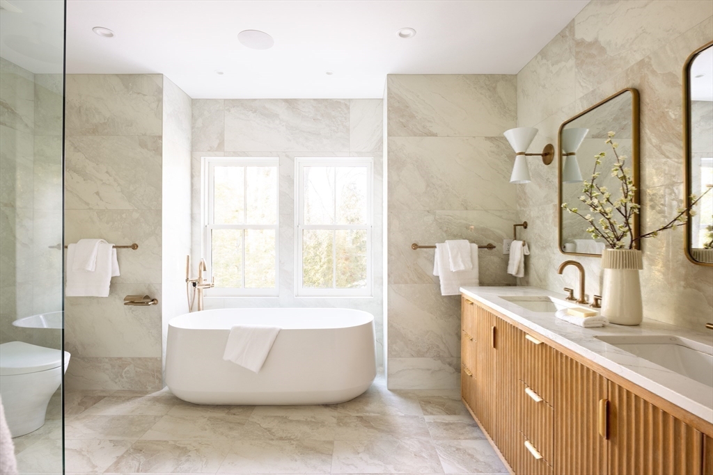 25 Aston Road Brookline, MA 02467 - Photo 23 of 39