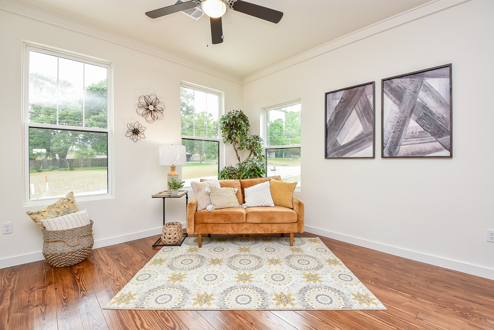 1405 Clay Street Brenham, TX 77833 - Photo 7 of 23