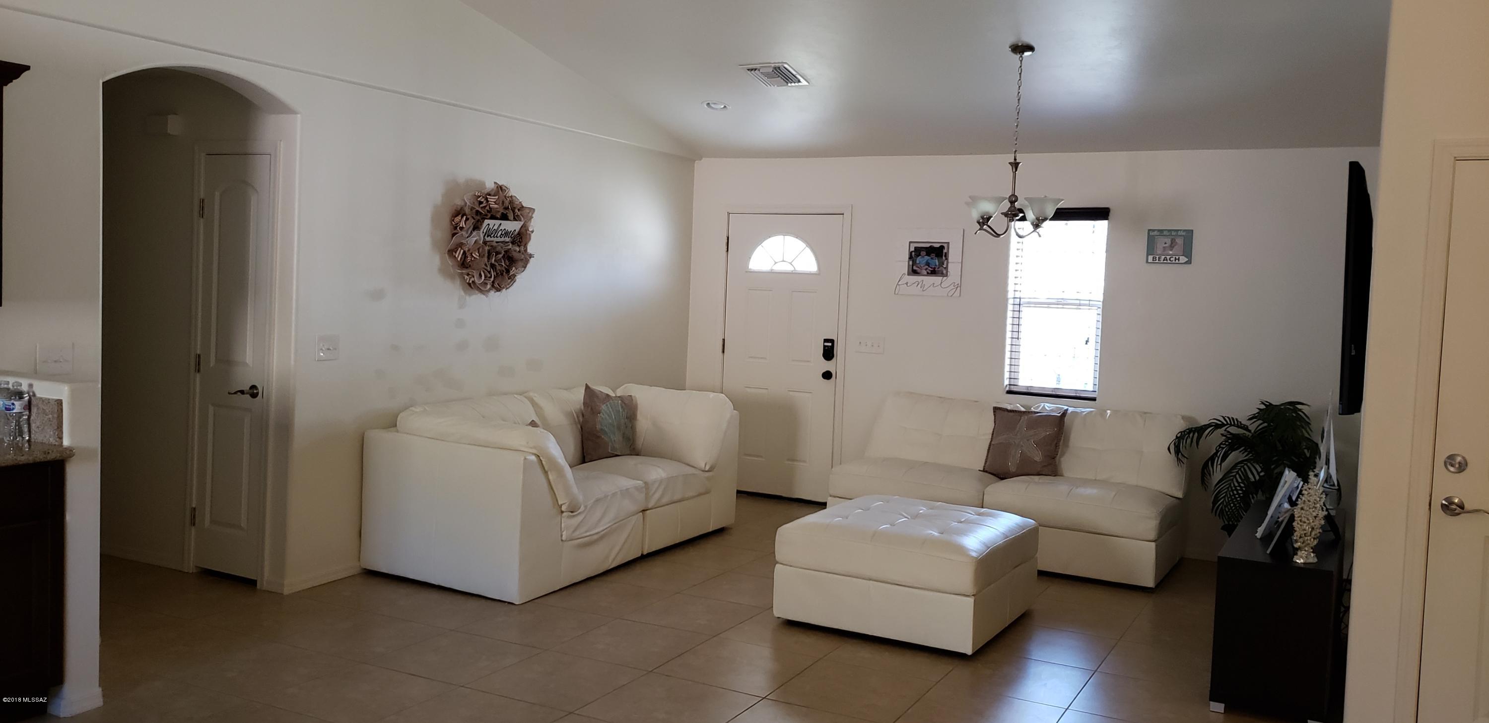 690 Ona Lane Rio Rico, AZ 85648 - Photo 17 of 18