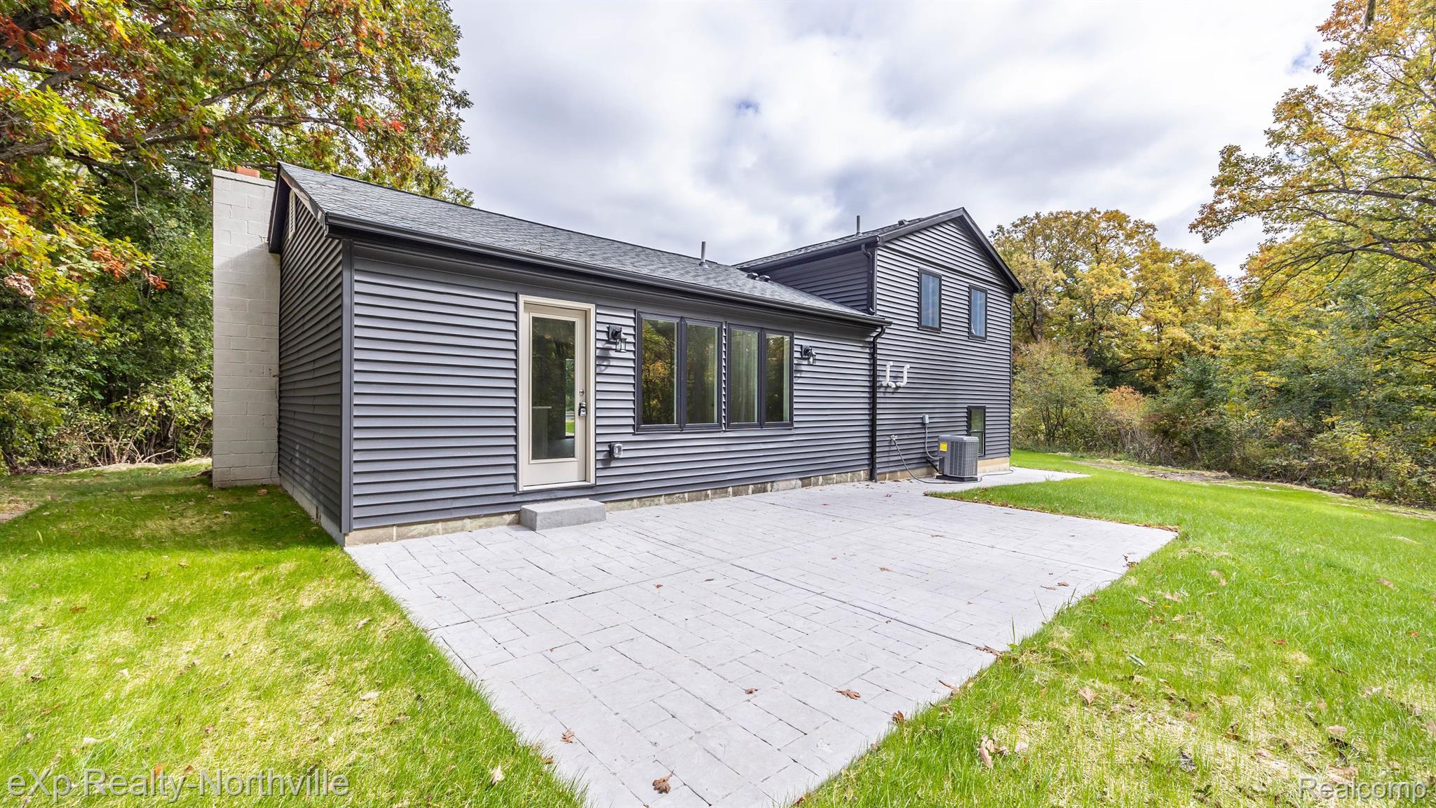 1020 7 Mile Road Whitmore Lake, MI 48189 - Photo 12 of 55 Gallery Image 12