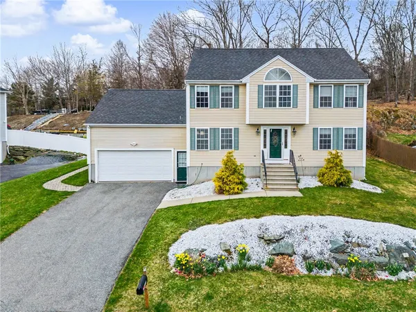 $799,000 | 13 Bernon Drive, Lincoln, RI 02865