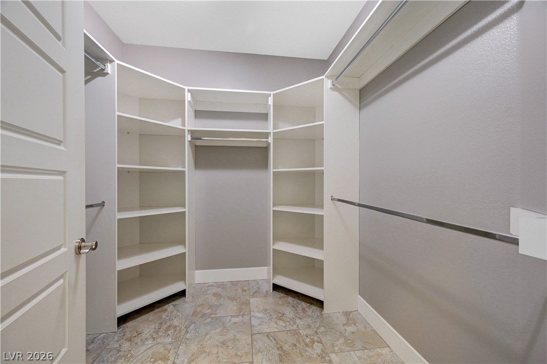 2555 Hampton Road, Unit 6108 Henderson, NV 89052 - Photo 26 of 63 View of walk in closet