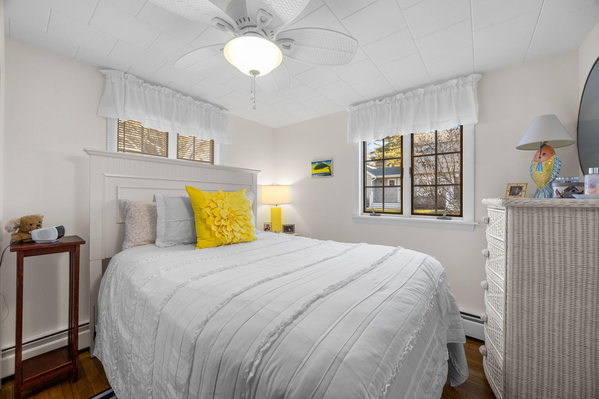 91 Wickertree Road North Falmouth, MA 02556 - Photo 18 of 40 a bedroom with a bed and a window