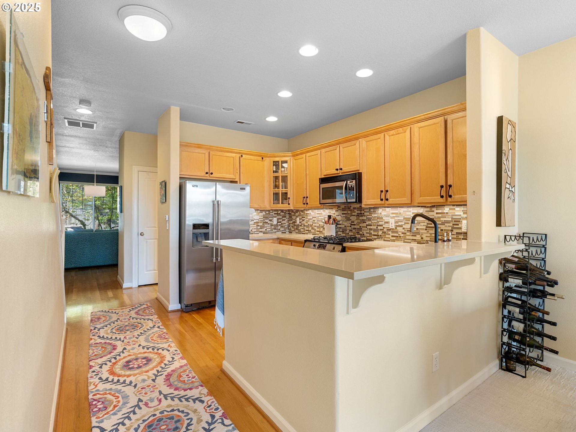 5218 Southwest View Point Terrace Portland, OR 97239 - Photo 11 of 39