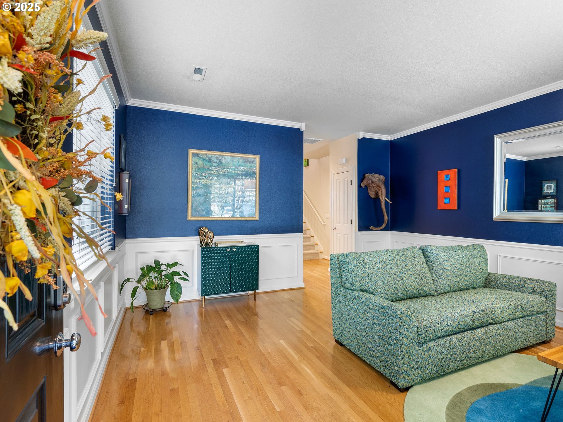 5218 Southwest View Point Terrace Portland, OR 97239 - Photo 4 of 39