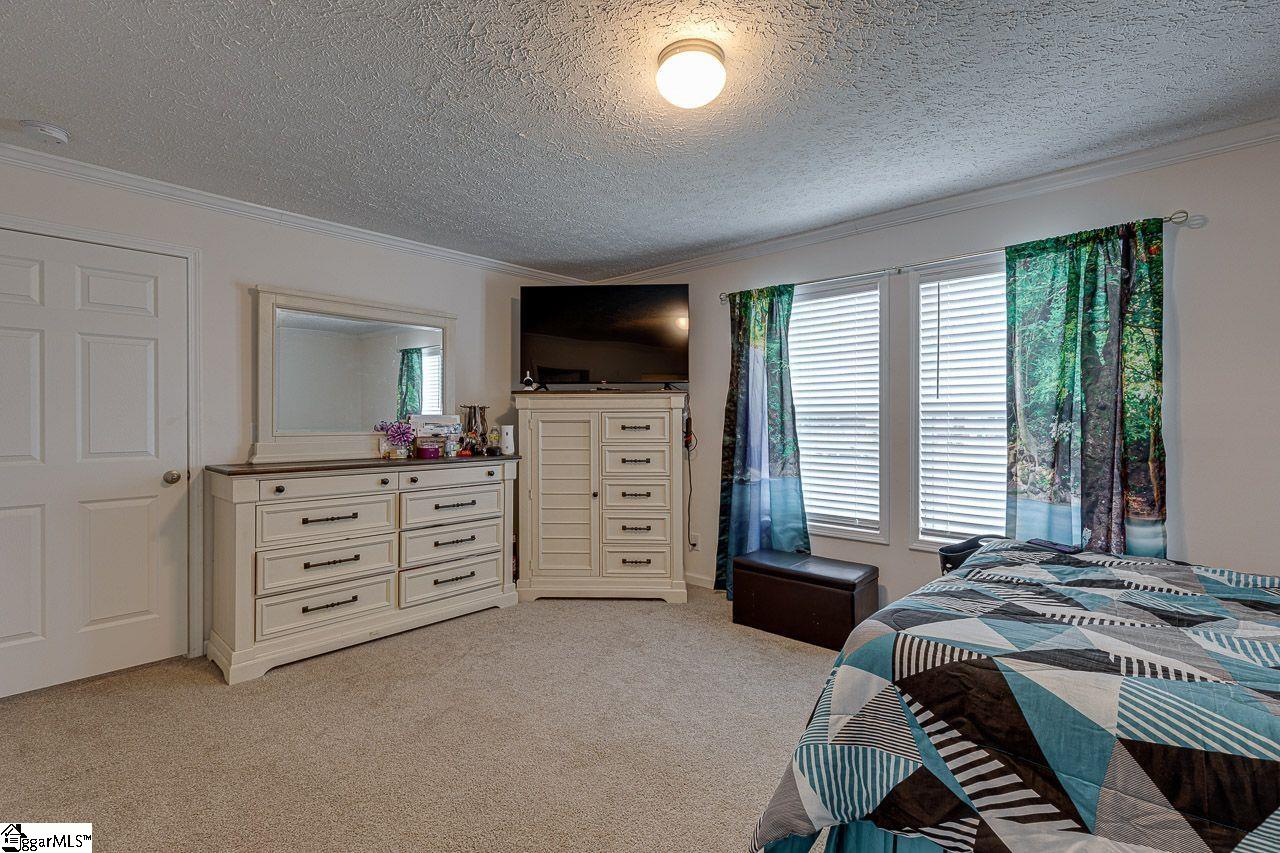 218 Hogg Road Williamston, SC 29697 - Photo 14 of 30 Gallery Image 14