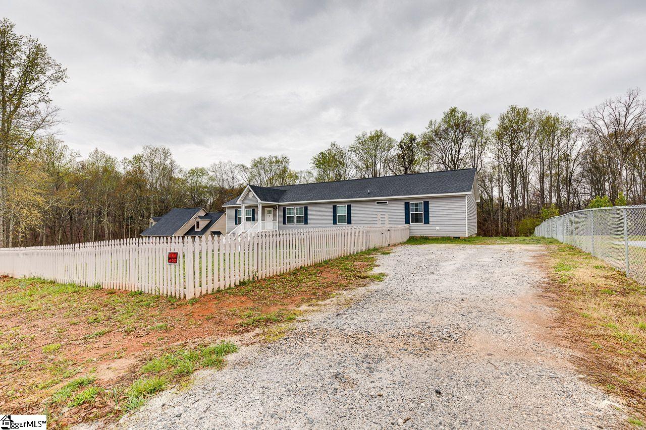 218 Hogg Road Williamston, SC 29697 - Photo 28 of 30 Gallery Image 28