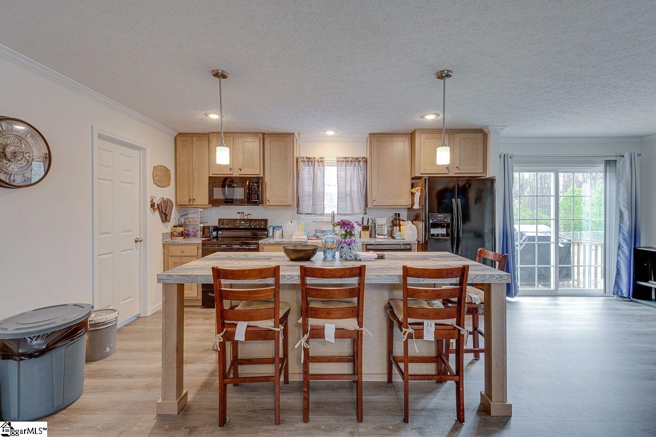 218 Hogg Road Williamston, SC 29697 - Photo 8 of 30 Gallery Image 8