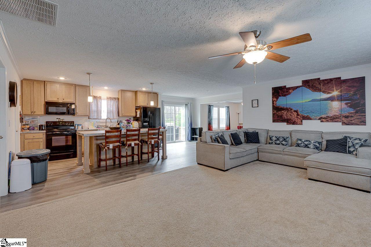 218 Hogg Road Williamston, SC 29697 - Photo 10 of 30 Gallery Image 10