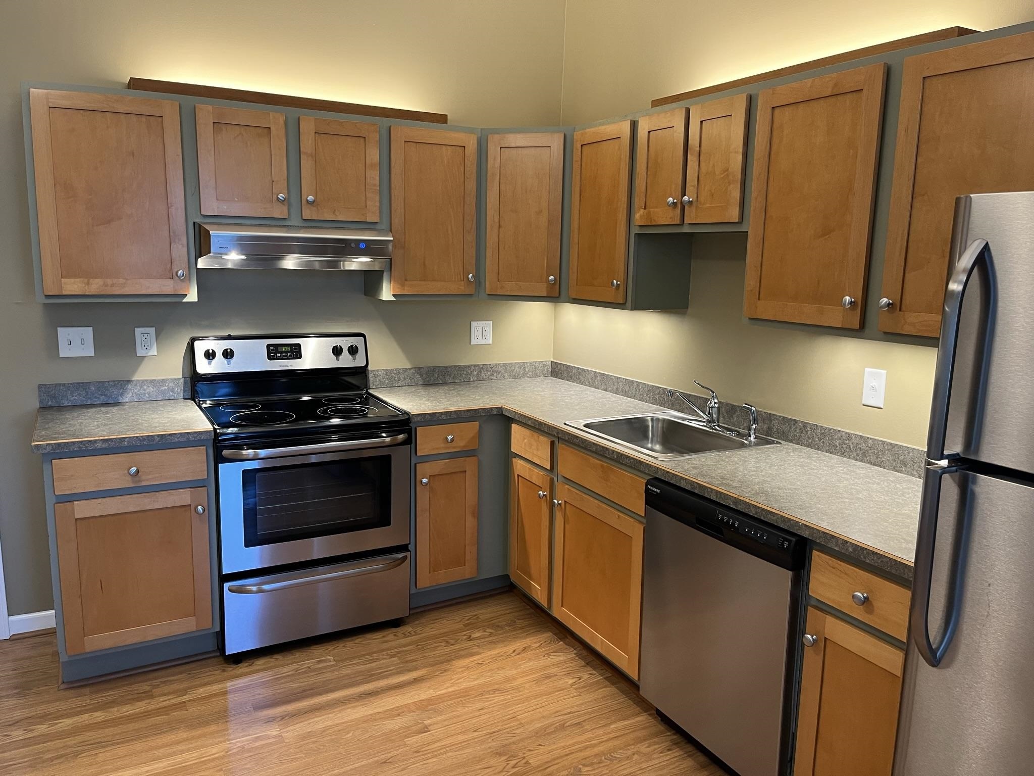 156 Front Street, Unit 408 Exeter, NH 03833 - Photo 16 of 17 Gallery Image 16
