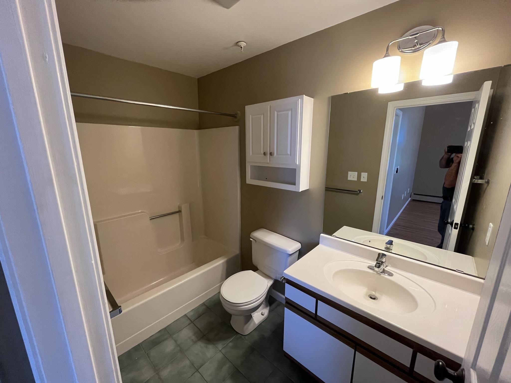 156 Front Street, Unit 408 Exeter, NH 03833 - Photo 17 of 17 Gallery Image 17