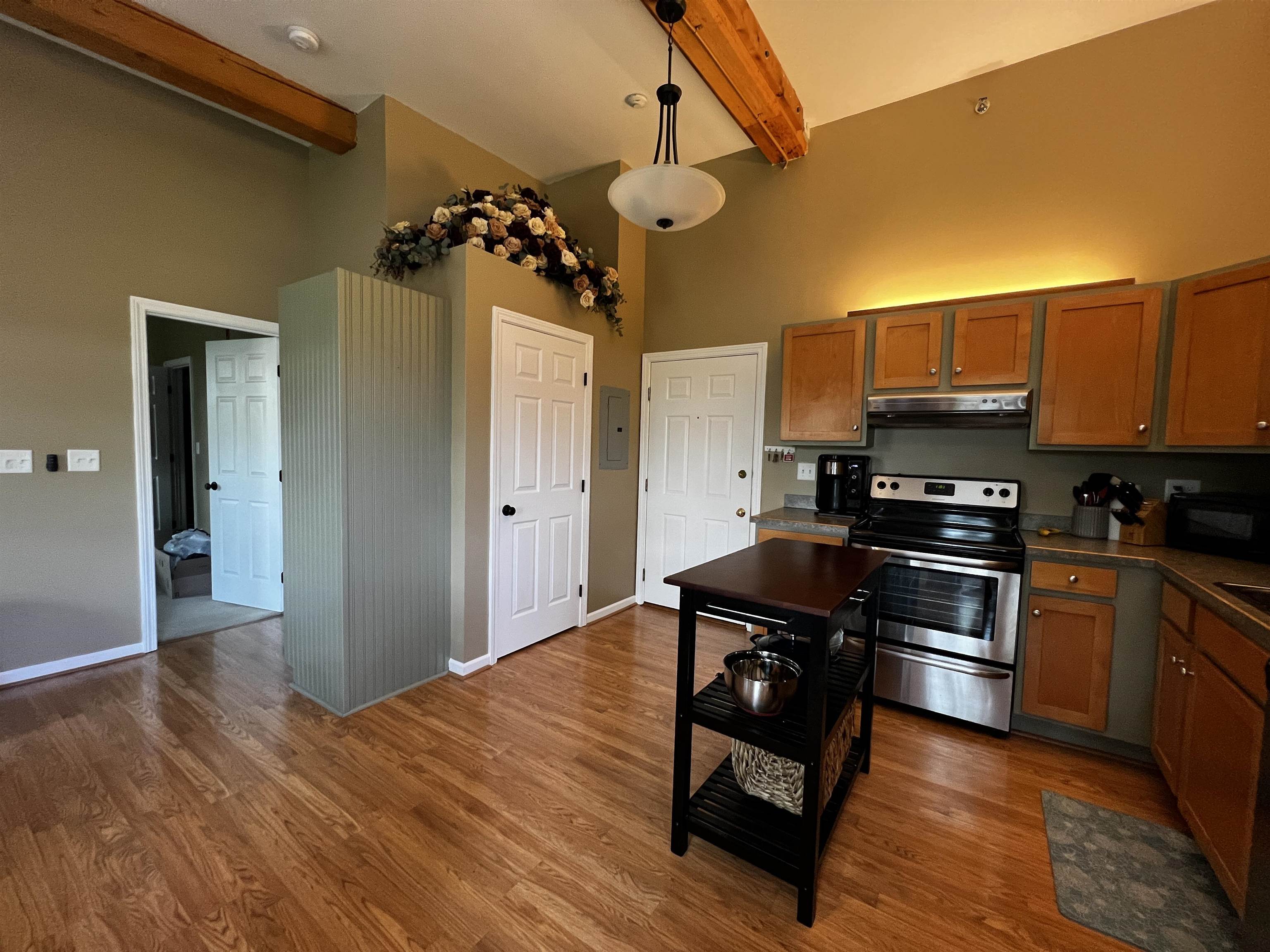 156 Front Street, Unit 408 Exeter, NH 03833 - Photo 5 of 17 Gallery Image 5
