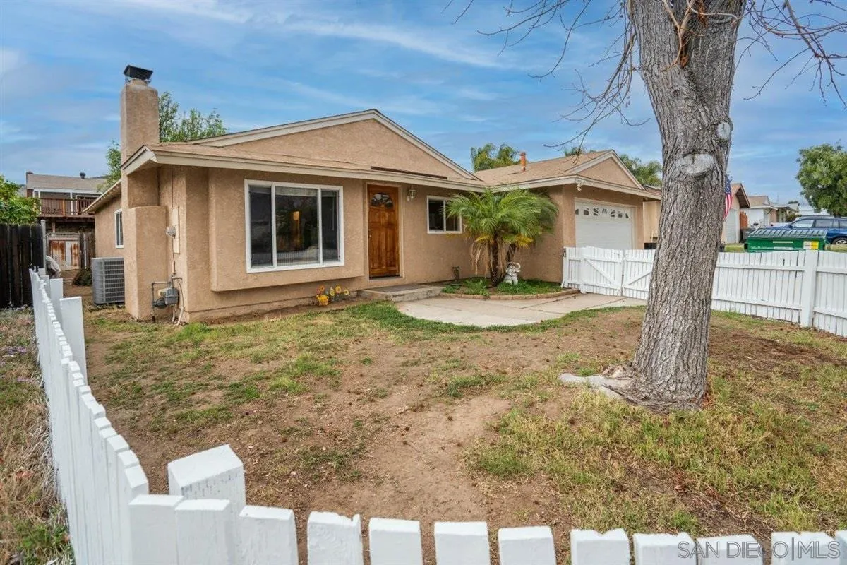 10232 Timberlane Way Santee, CA 92071 - Photo 2 of 19 Gallery Image 2