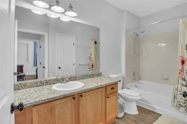 $1,595 | 19303 East College Drive, Aurora, CO 80013