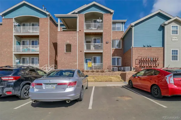$1,595 | 19303 East College Drive, Aurora, CO 80013