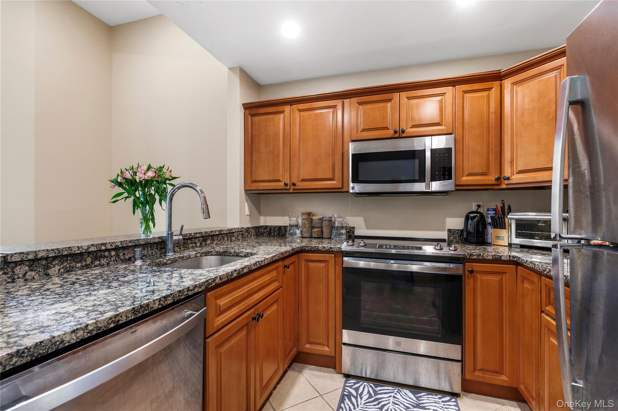 16 Waterview Estate Peekskill, NY 10566 - Photo 12 of 22