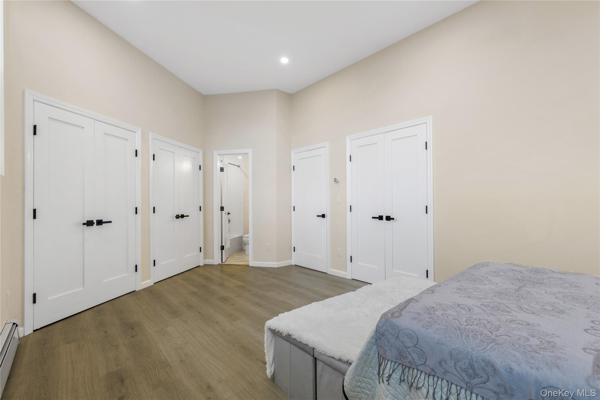 16 Waterview Estate Peekskill, NY 10566 - Photo 16 of 22 Primary bedroom - ample closets!