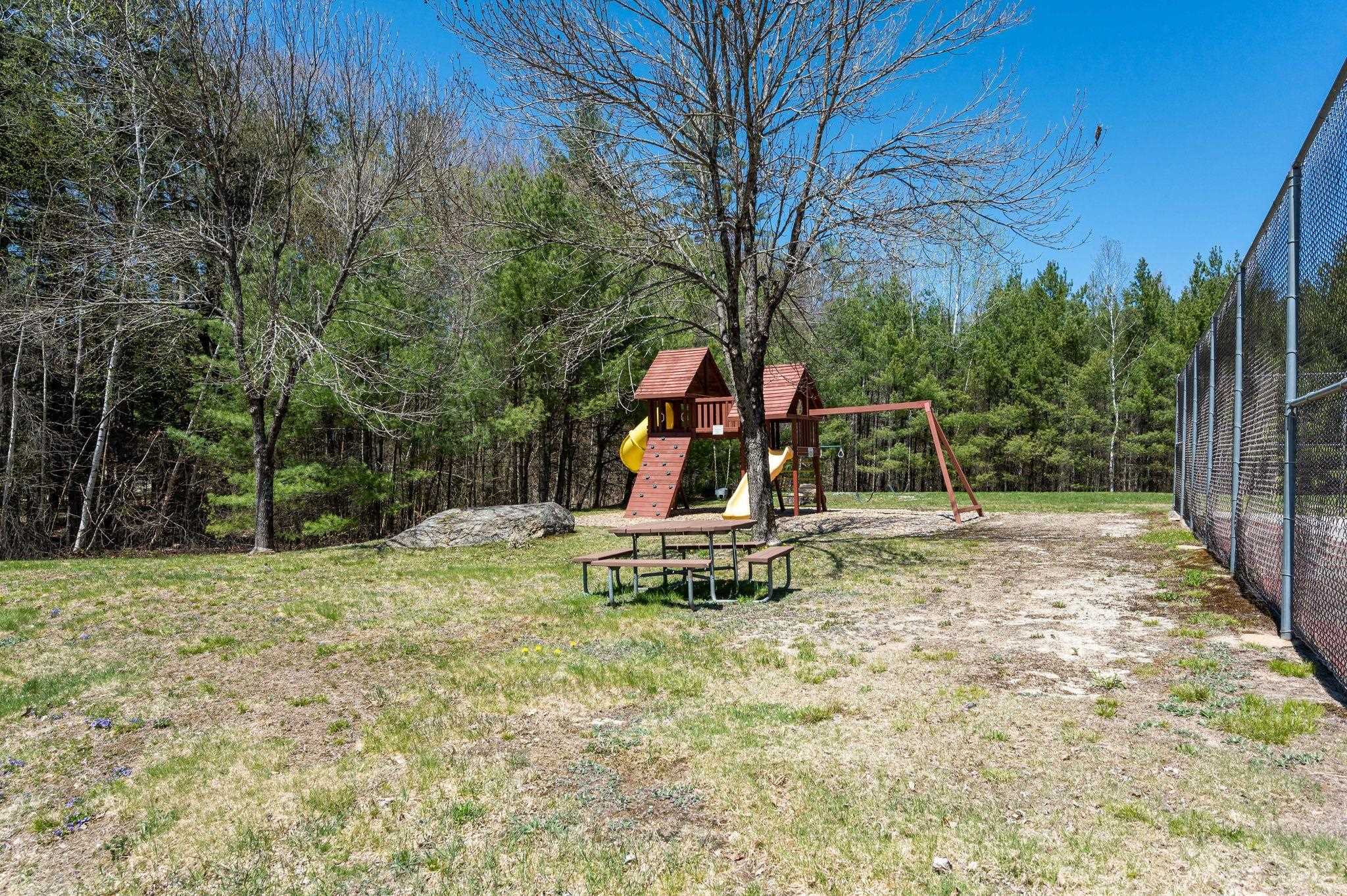 326 Crown Ridge Road, Unit 3 Conway, NH 03860 - Photo 33 of 38