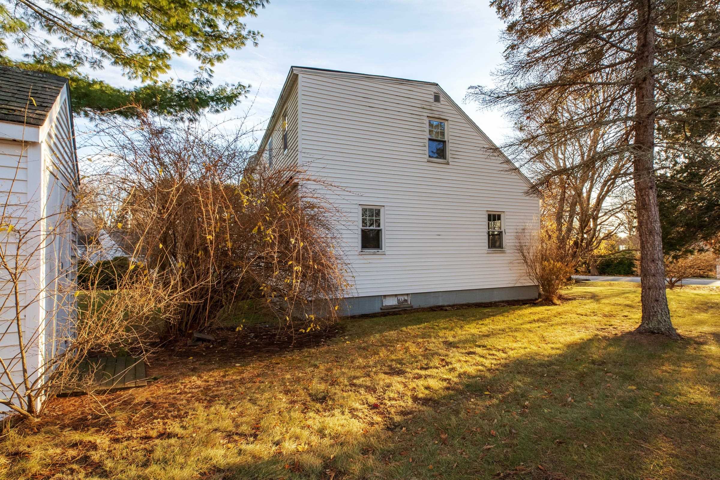 62 Mace Road Hampton, NH 03842 - Photo 4 of 40