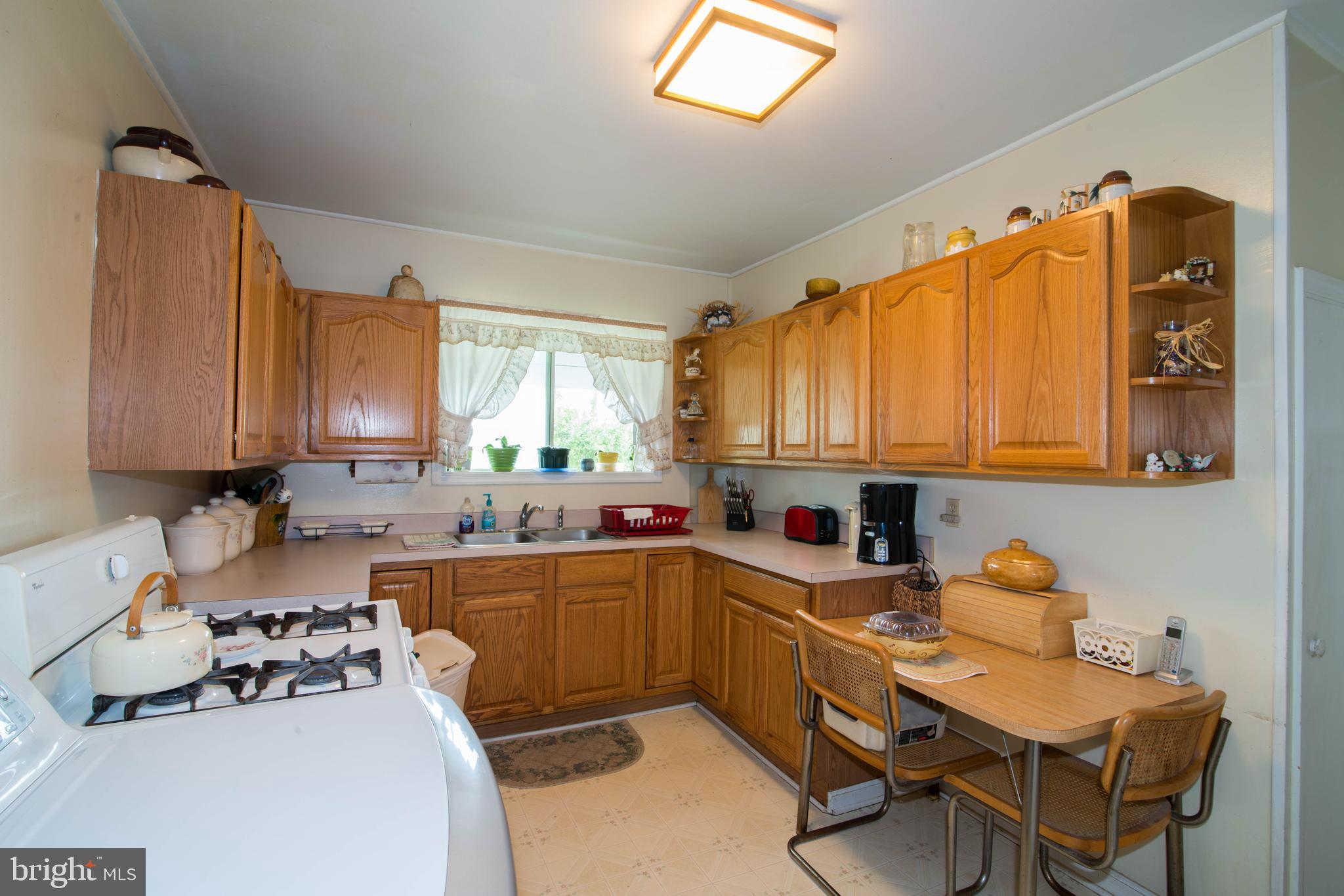 861 Annapolis Road Gambrills, MD 21054 - Photo 14 of 34 Kitchen