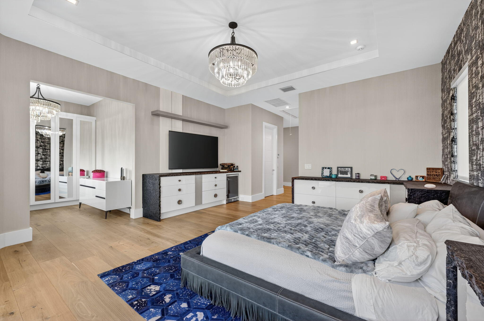 785 Northeast 70th Street Boca Raton, FL 33487 - Photo 40 of 80 a living room with furniture and a flat screen tv