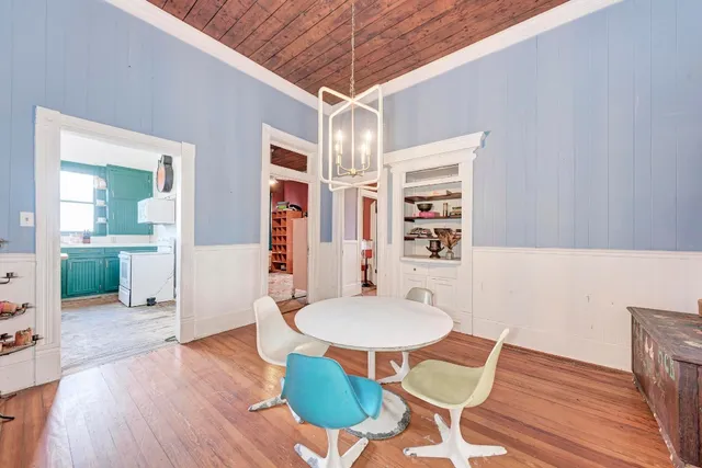 $310,000 | 308 North Broad Street, Coupland, TX 78615