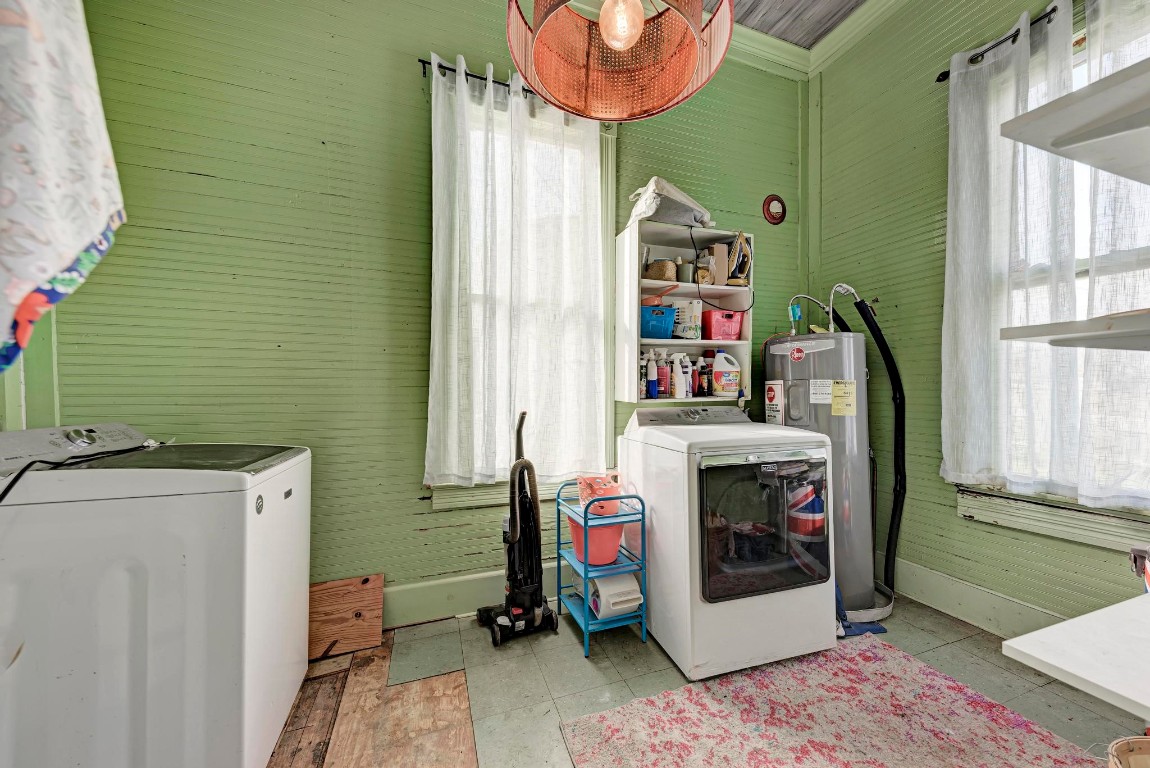 308 North Broad Street Coupland, TX 78615 - Photo 29 of 40