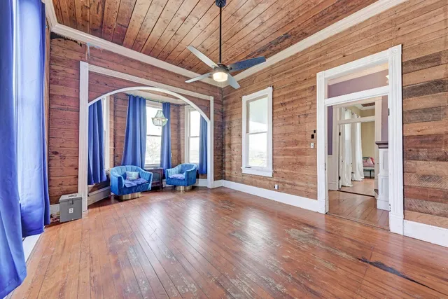 $310,000 | 308 North Broad Street, Coupland, TX 78615