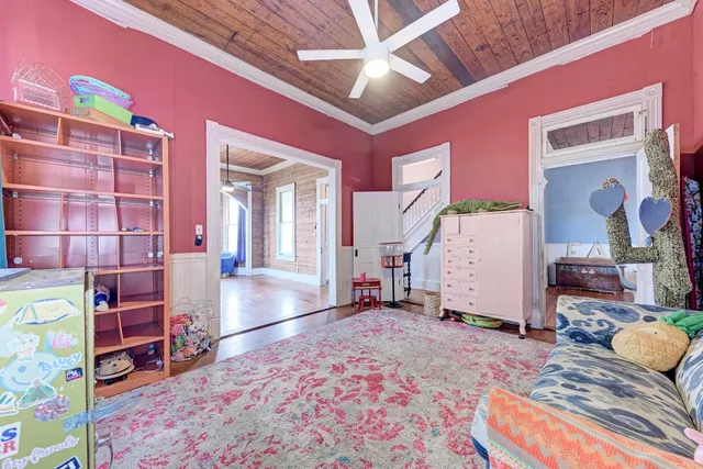 $310,000 | 308 North Broad Street, Coupland, TX 78615