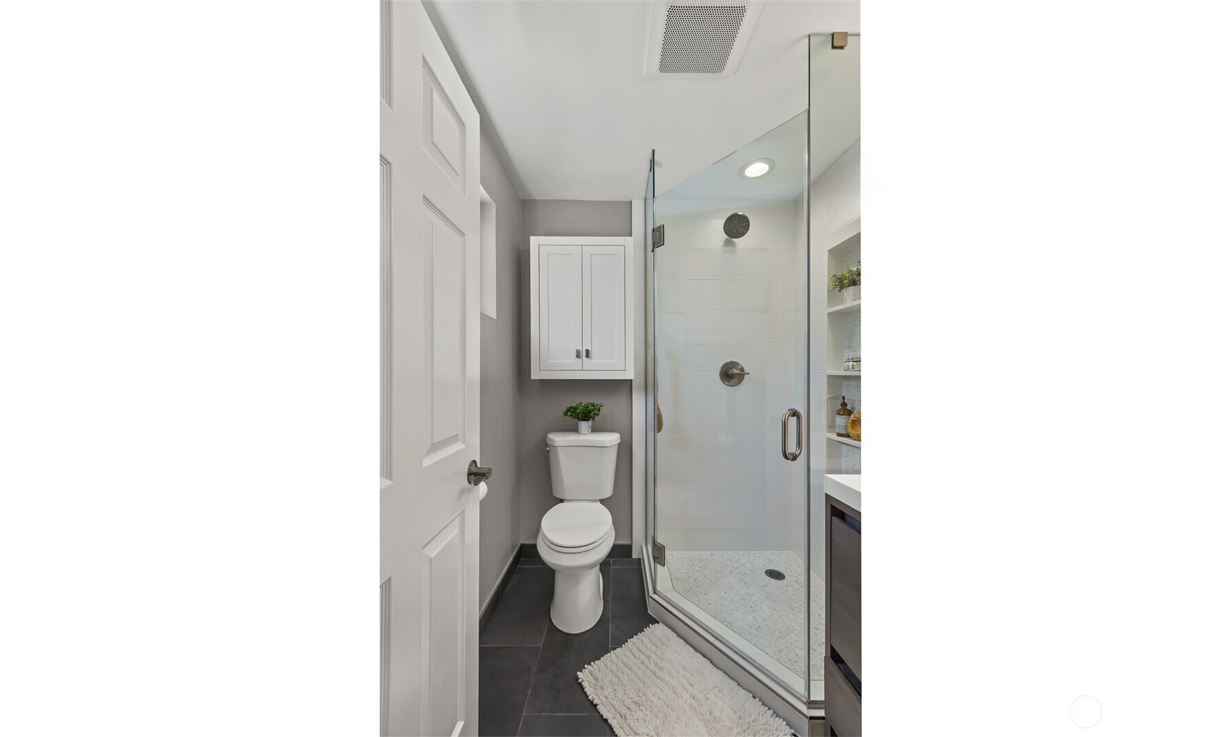 10527 Beardslee Boulevard Bothell, WA 98011 - Photo 16 of 29 Gallery Image 16