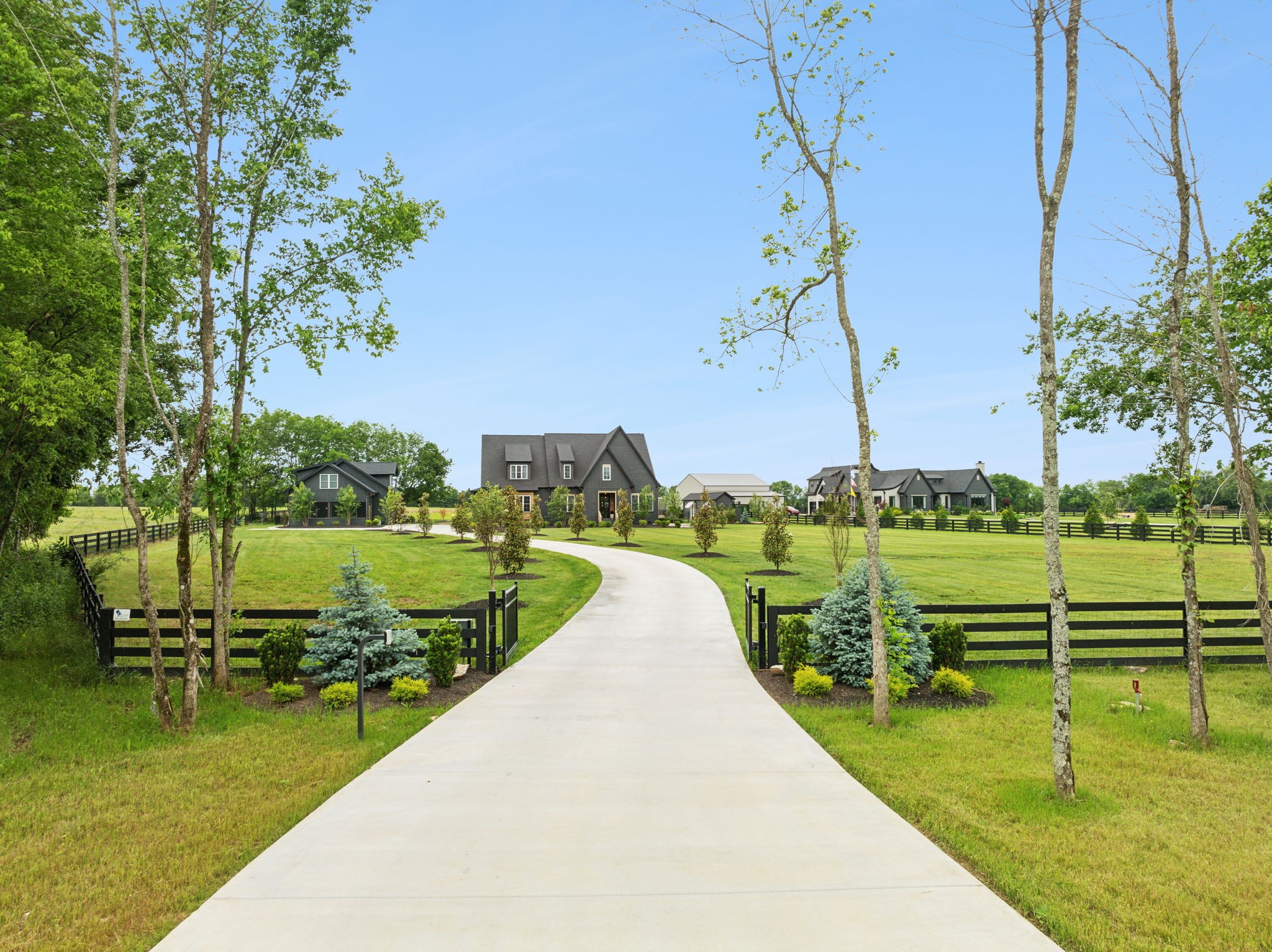 4546 Cedar Grove Road Murfreesboro, TN 37127 - Photo 2 of 14