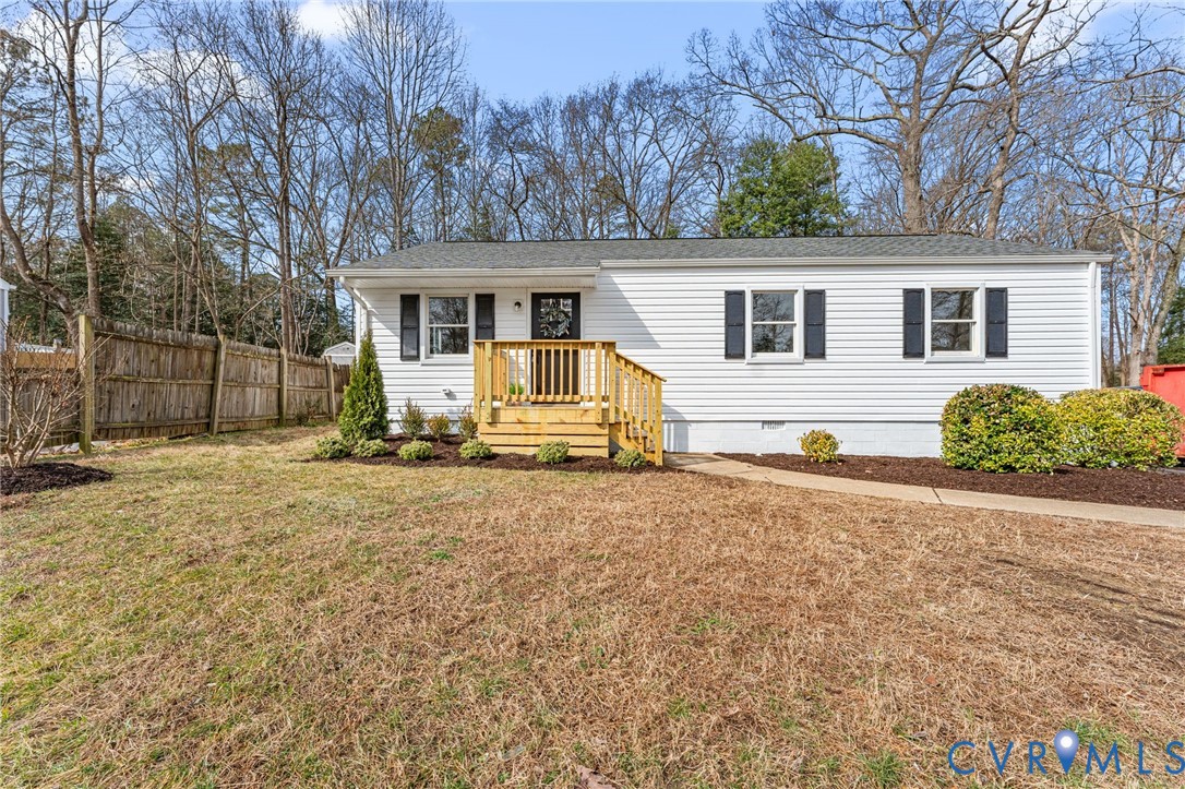 9516 Heather Ridge North Chesterfield, VA 23237 - Photo 3 of 30 Gallery Image 3