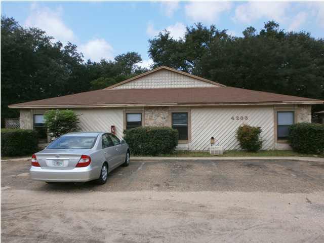 4233 Auckland Road Pace, FL 32571 - Photo 1 of 8
