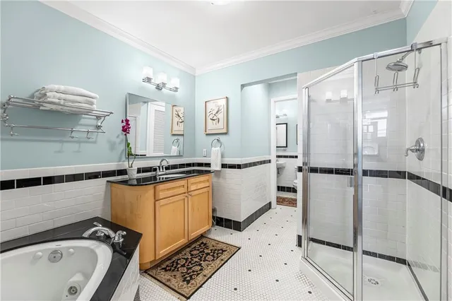 $335,000 | 2929 McGee Trafficway, Unit 305, Kansas City, MO 64108