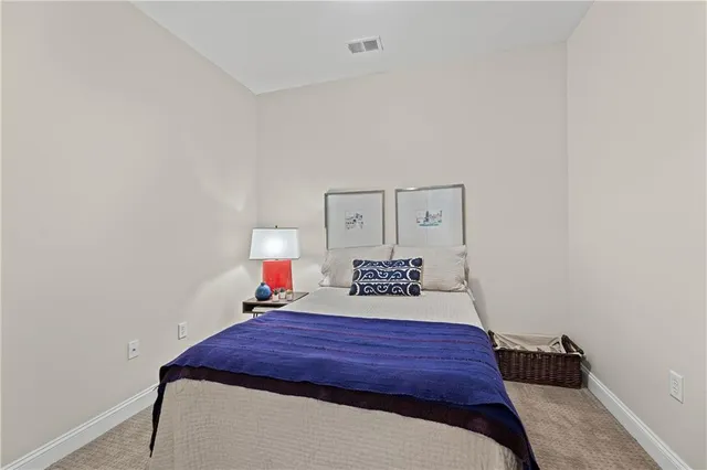 $335,000 | 2929 McGee Trafficway, Unit 305, Kansas City, MO 64108