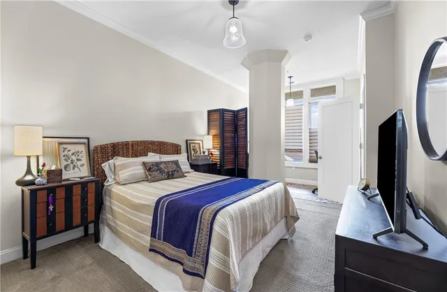 $344,600 | 2929 McGee Trafficway, Unit 305, Kansas City, MO 64108