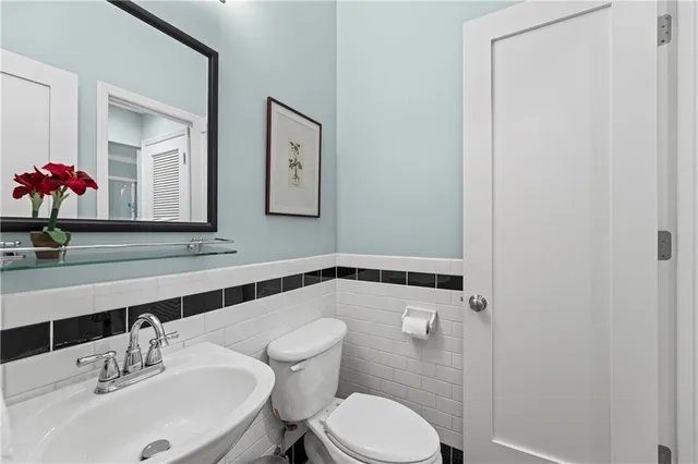 $344,600 | 2929 McGee Trafficway, Unit 305, Kansas City, MO 64108