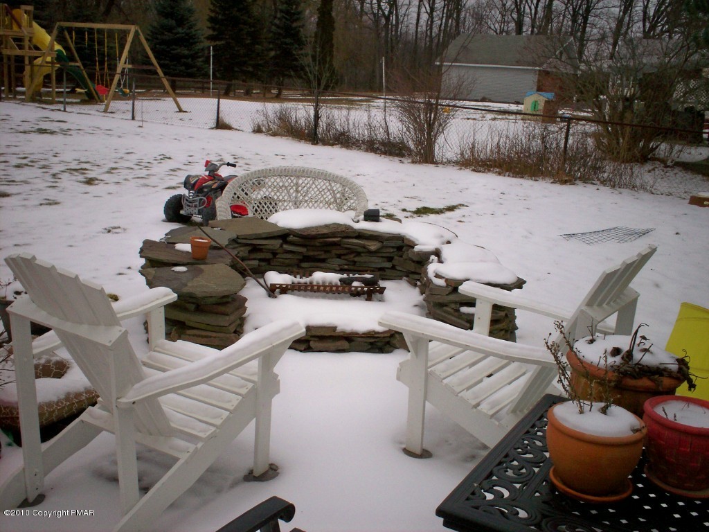 1111 Griffin Road Moscow, PA 18444 - Photo 7 of 8