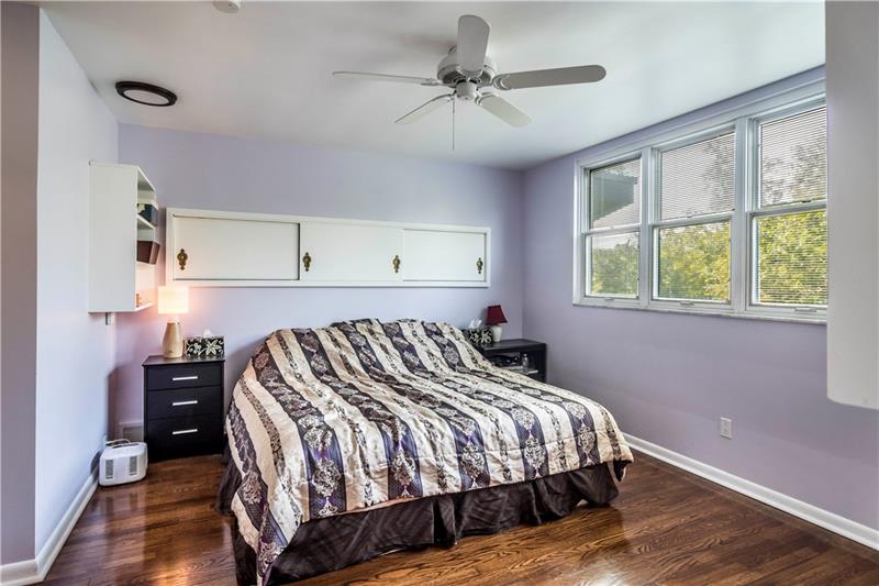 2420 Marbury Road Pittsburgh, PA 15221 - Photo 12 of 25 Gallery Image 12
