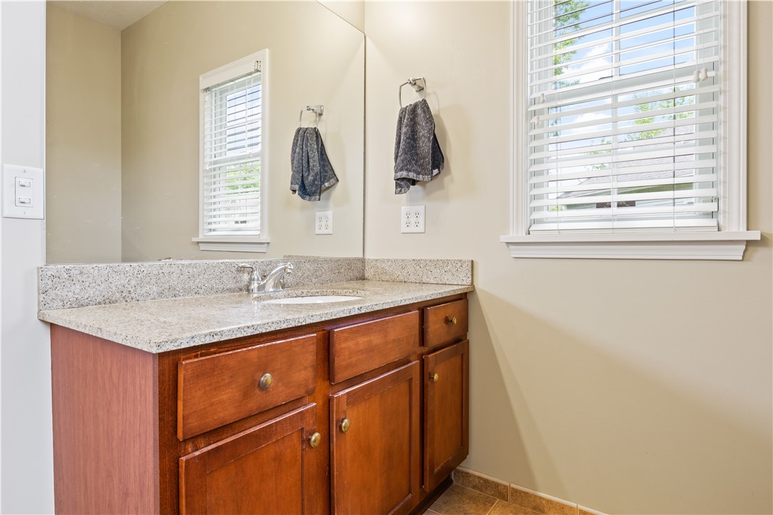 1127 Canopy Trail Webster, NY 14580 - Photo 25 of 50