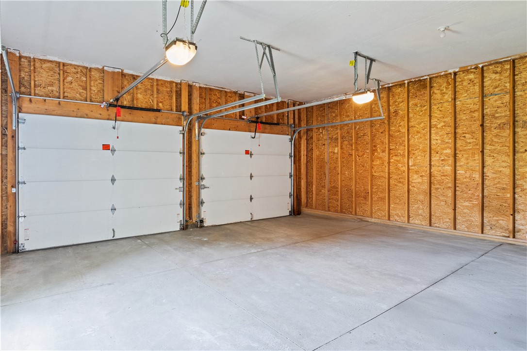 1127 Canopy Trail Webster, NY 14580 - Photo 38 of 50