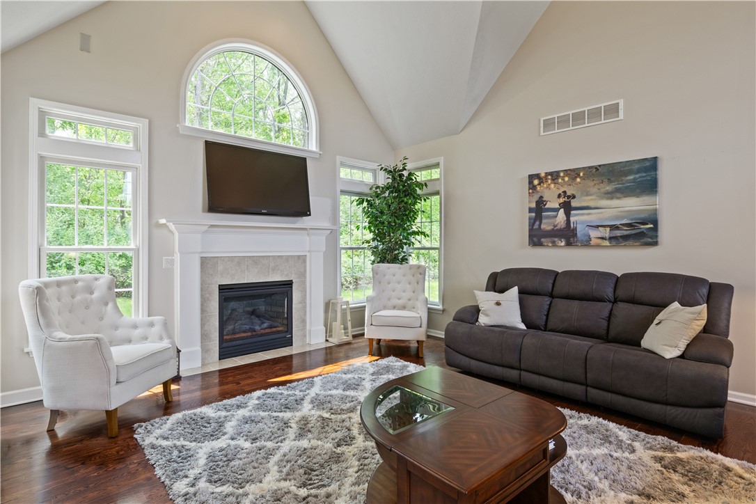 1127 Canopy Trail Webster, NY 14580 - Photo 8 of 50