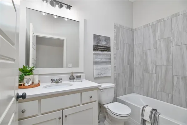 $494,950 | 109 South Diane Drive, Olathe, KS 66061