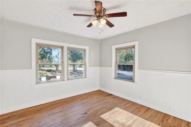 $2,500 | 1006 Holt Street, College Station, TX 77840