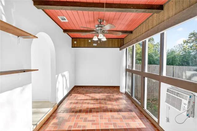 $2,500 | 1006 Holt Street, College Station, TX 77840