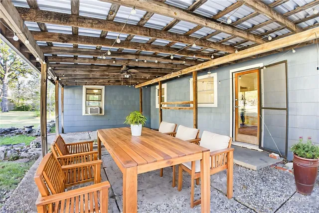 $2,500 | 1006 Holt Street, College Station, TX 77840