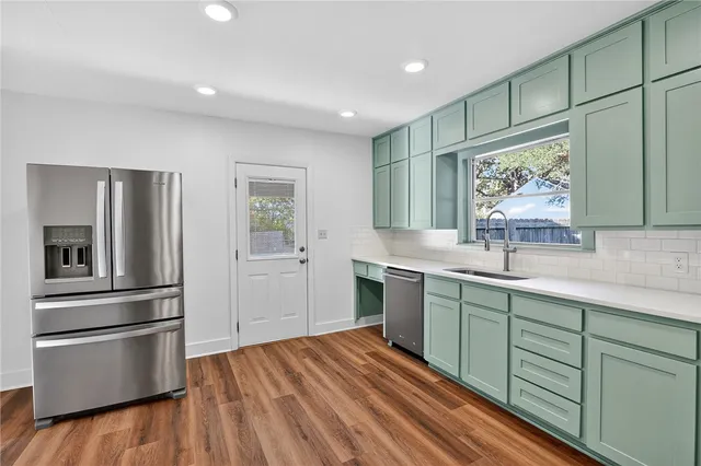 $2,500 | 1006 Holt Street, College Station, TX 77840