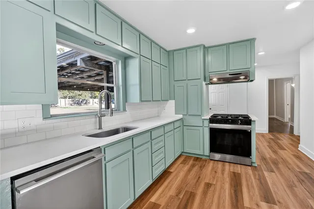 $2,500 | 1006 Holt Street, College Station, TX 77840