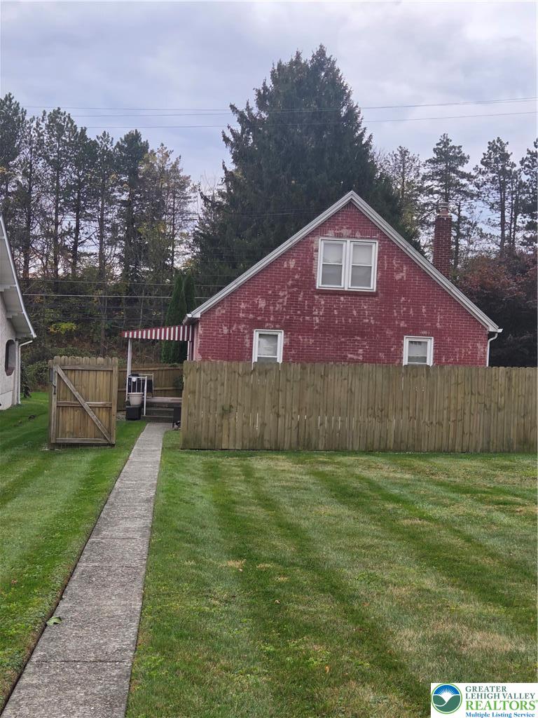 511 East Lawn Road Nazareth, PA 18064 - Photo 6 of 43 Gallery Image 6